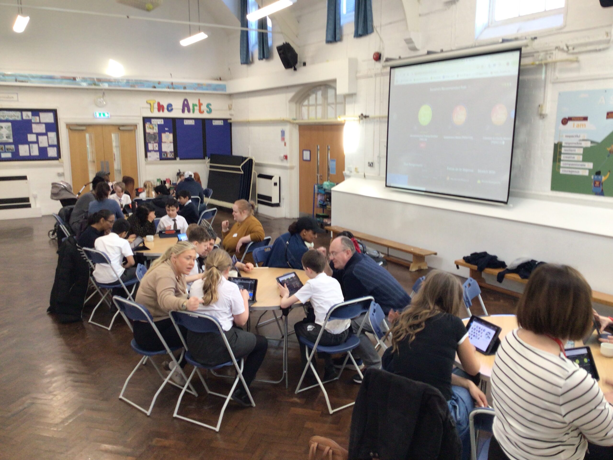 Parents see CENTURY, the AI-powered teaching and learning platform, in action at Tenterfields Primary Academy